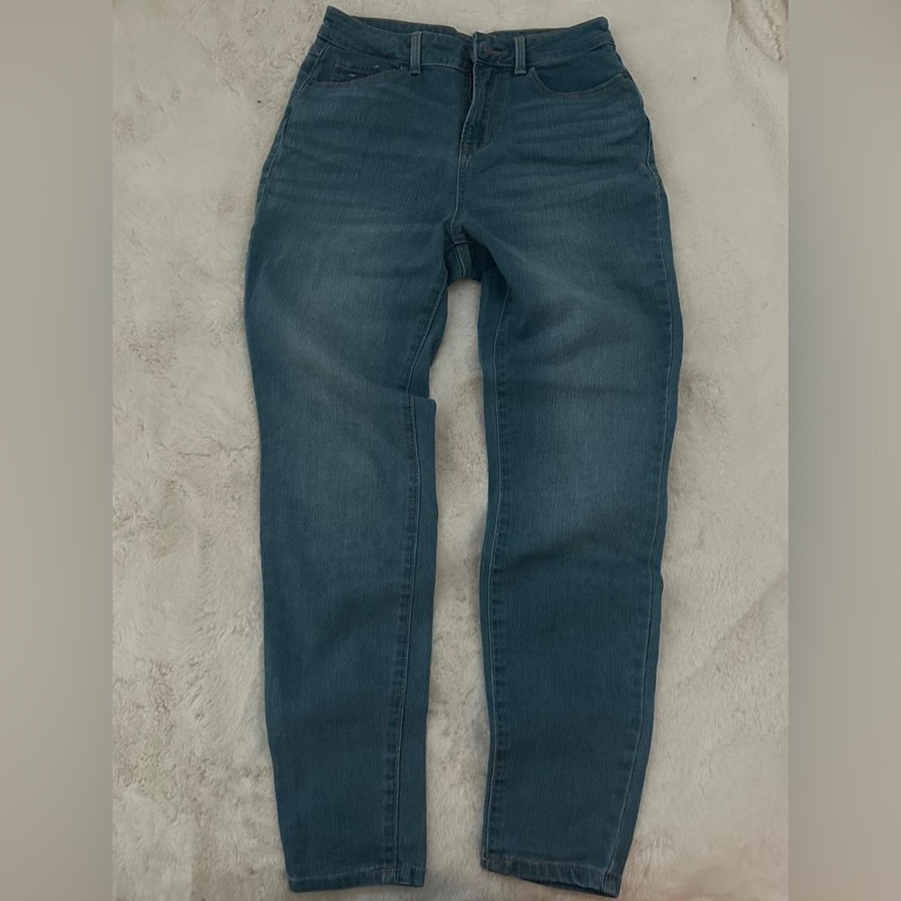 No Boundaries Women's Skinny Jeans in Blue
